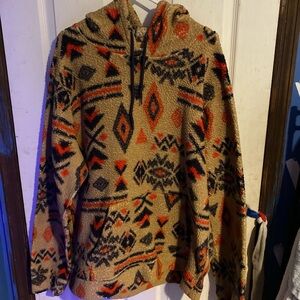 Hoodie with Aztec patterns